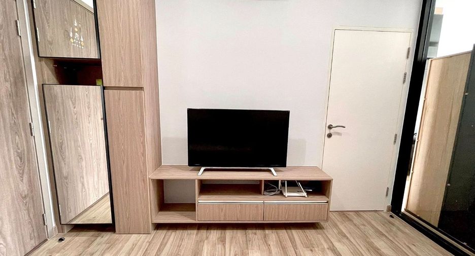 For sale 1 bed condo in Mueang Samut Prakan, Samut Prakan