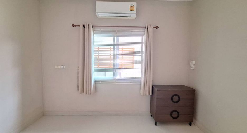 For sale 3 bedrooms house in Mueang Udon Thani, Udon Thani