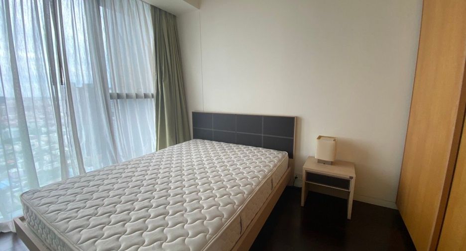 For sale 3 bedrooms condo in Sathon, Bangkok