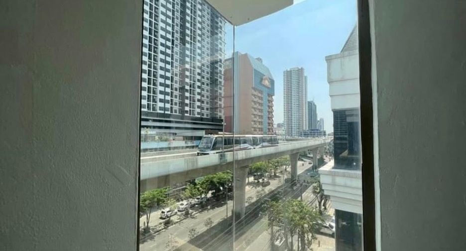 For rent retail Space in Khlong San, Bangkok