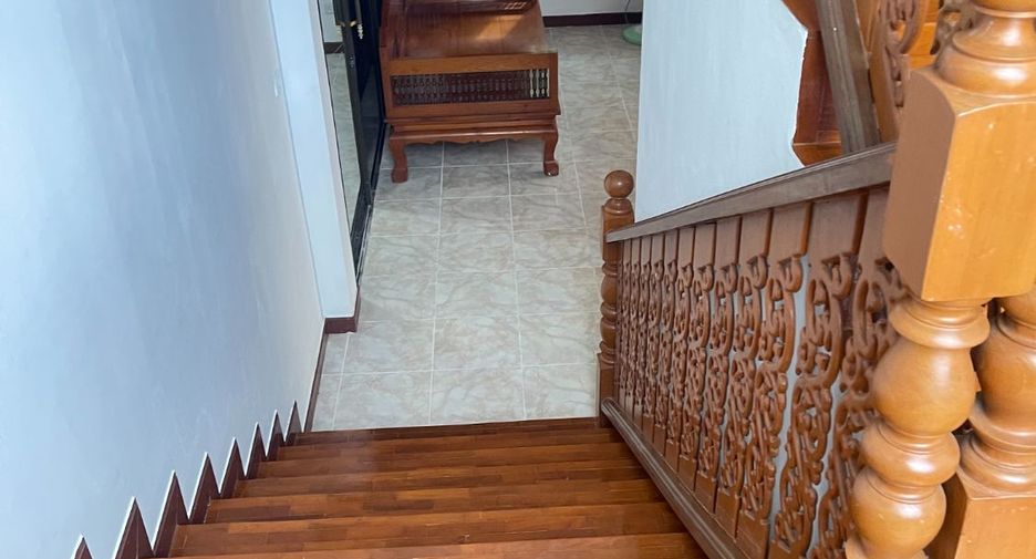 For rent 3 bedrooms house in San Sai, Chiang Mai