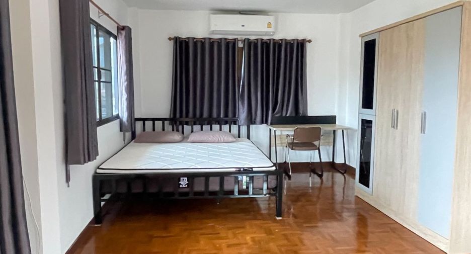 For rent 3 bedrooms house in San Sai, Chiang Mai