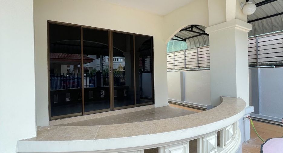 For rent 3 bedrooms house in San Sai, Chiang Mai