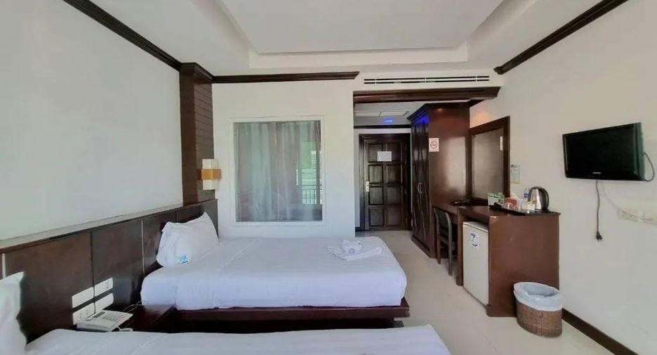 For sale 7 bedrooms house in Phra Pradaeng, Samut Prakan