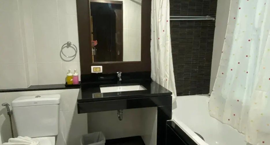 For sale 7 bedrooms house in Phra Pradaeng, Samut Prakan