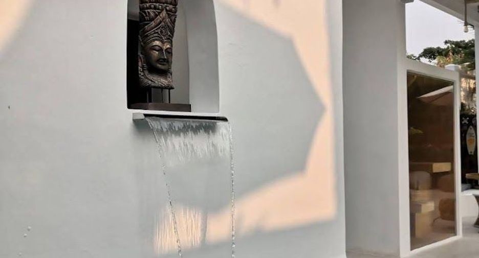 For sale 7 bedrooms house in Phra Pradaeng, Samut Prakan