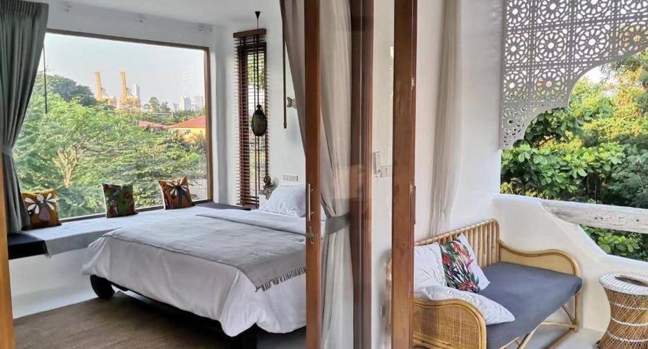 For sale 7 bedrooms house in Phra Pradaeng, Samut Prakan