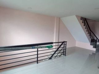 For rent and for sale 4 bed retail Space in Bang Nam Priao, Chachoengsao