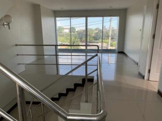 出租 4 卧室 商业空间 在 Prawet, 曼谷