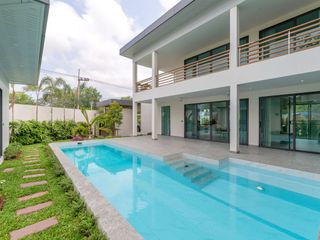 For sale 4 Beds villa in Bang Lamung, Chonburi
