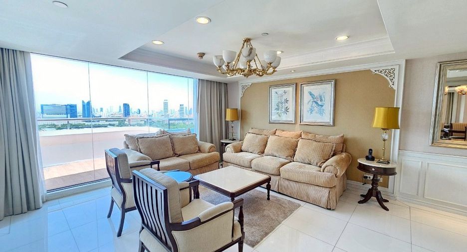 For rent 4 bedrooms condo in Khlong Toei, Bangkok