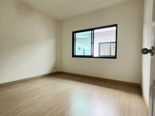 For sale 3 bed house in Mueang Samut Sakhon, Samut Sakhon