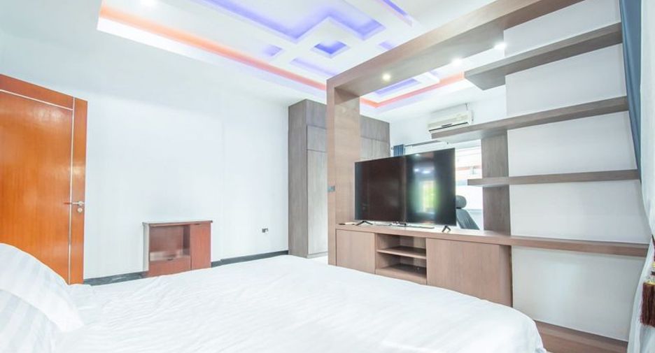 Haus zur Miete und zum Kauf mit 4 Zimmer in Bang Lamung, Chonburi