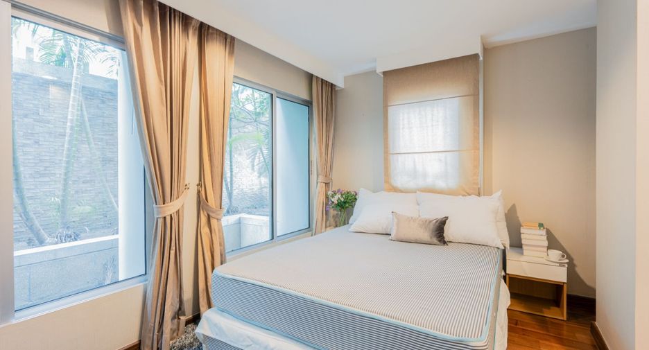 For sale 5 bedrooms condo in Huai Khwang, Bangkok