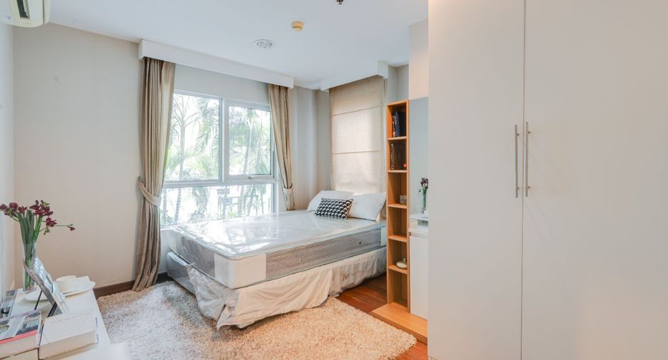 For sale 5 bedrooms condo in Huai Khwang, Bangkok