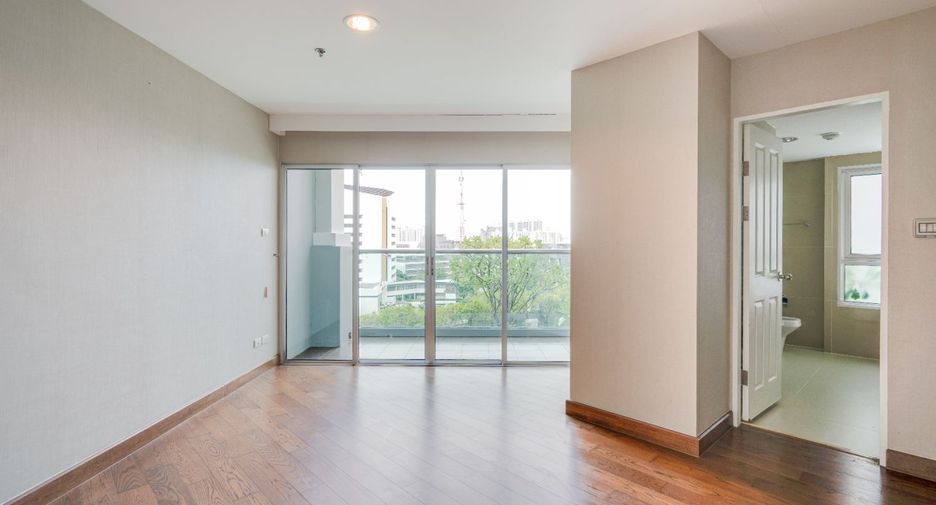 Wohnung zum Kauf mit 3 Zimmer in Huai Khwang, Bangkok