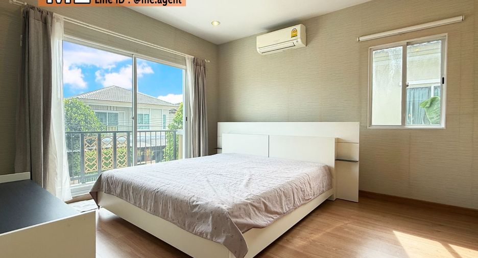 For sale 3 bedrooms house in Suan Luang, Bangkok