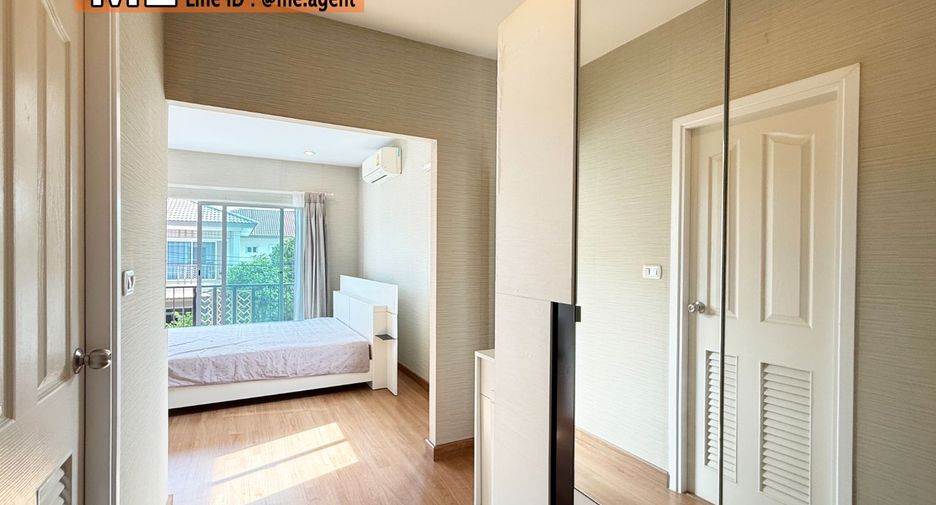 For sale 3 bedrooms house in Suan Luang, Bangkok