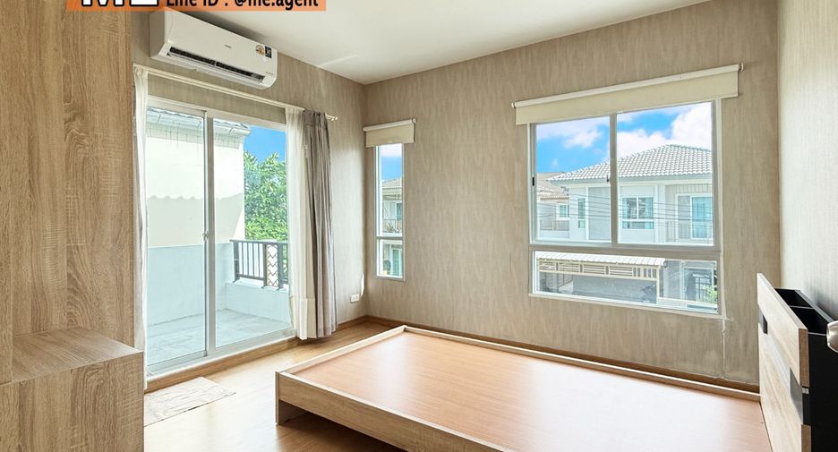 For sale 3 bedrooms house in Suan Luang, Bangkok