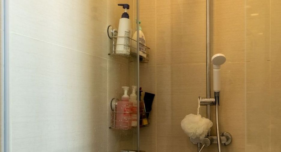 For sale 2 bedrooms condo in Khlong Toei, Bangkok