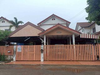 For sale 5 Beds house in Lam Luk Ka, Pathum Thani