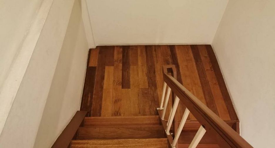 Reihenhaus zum Kauf mit 3 Zimmer in Watthana, Bangkok