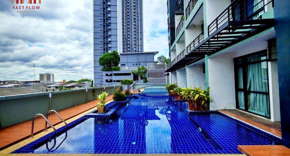 For sale 2 bedrooms condo in Phasi Charoen, Bangkok