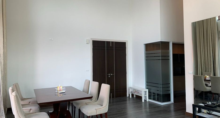 Wohnung zur Miete mit 3 Zimmer in Khlong Toei, Bangkok