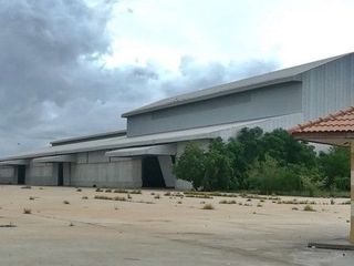 For sale 1 bed warehouse in Tha Tako, Nakhon Sawan