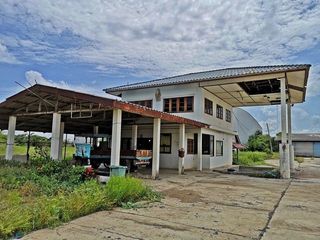 For sale 1 bed warehouse in Mueang Uttaradit, Uttaradit