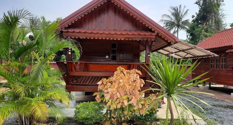 À vendre 11 chambres hôtel à Sattahip, Chonburi