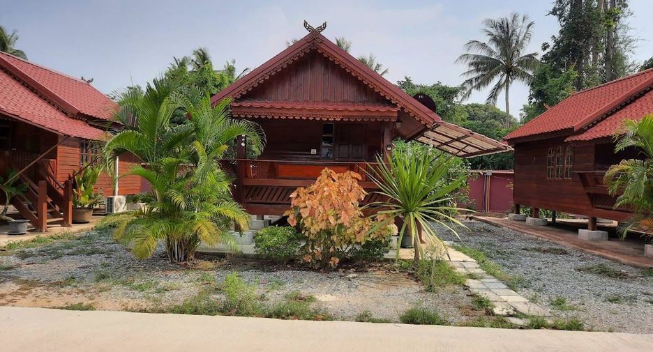À vendre 11 chambres hôtel à Sattahip, Chonburi