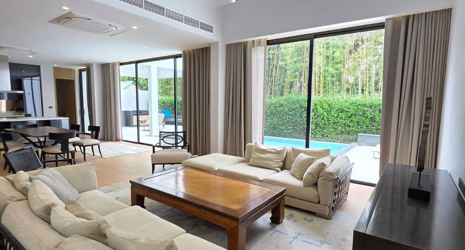 For rent 4 bedrooms house in Bang Kapi, Bangkok