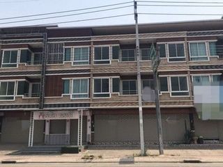 For sale 1 Beds retail Space in Khlong Lan, Kamphaeng Phet
