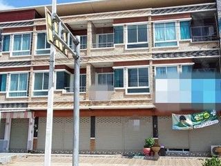 For sale 1 Beds retail Space in Khlong Lan, Kamphaeng Phet