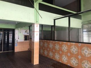 For sale 1 Beds retail Space in Huai Khot, Uthai Thani
