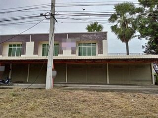 For sale 1 bed retail Space in Khok Samrong, Lopburi