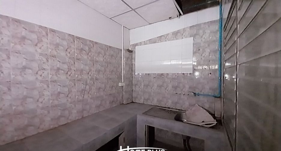 Haus zum Kauf mit 4 Zimmer in Nakhon Chai Si, Nakhon Pathom