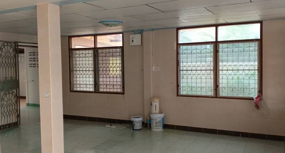 Casa en venta de 3 habitaciones en Min Buri, Bangkok