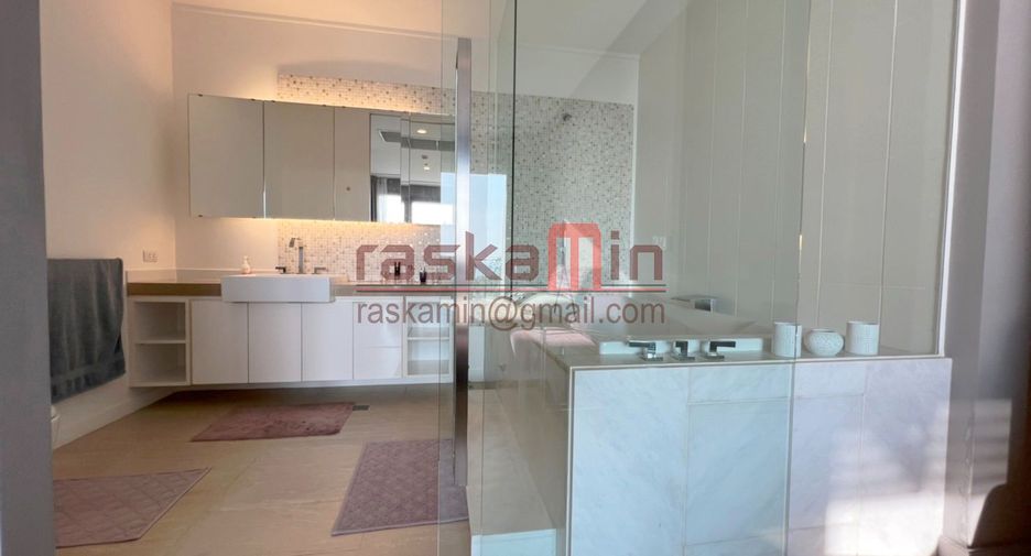 For rent 2 bedrooms condo in Bang Lamung, Chonburi