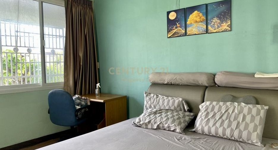 Local comercial en venta de 2 habitaciones en Bang Kho Laem, Bangkok
