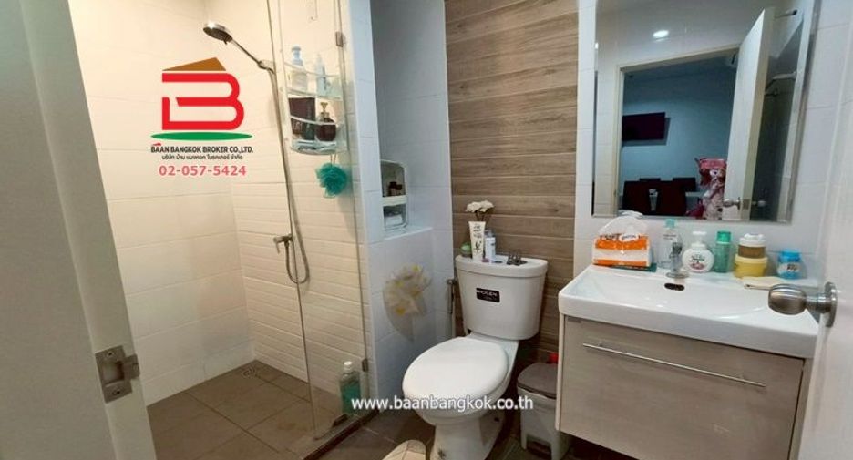 For sale 1 bed condo in Thon Buri, Bangkok