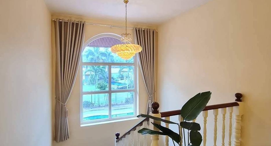 For sale 4 bedrooms villa in Sattahip, Chonburi