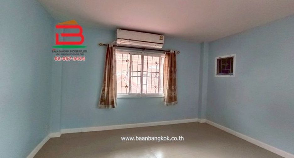 For sale 5 bedrooms house in Lam Luk Ka, Pathum Thani