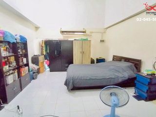For sale 1 bed townhouse in Din Daeng, Bangkok