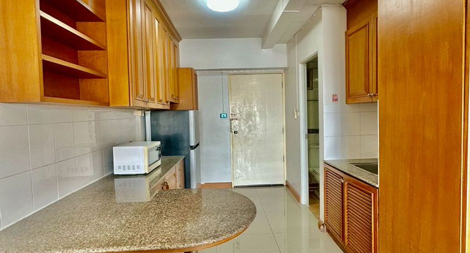 For rent 1 bed condo in Si Racha, Chonburi