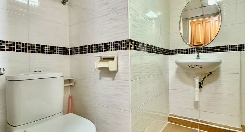 For rent 1 bed condo in Si Racha, Chonburi