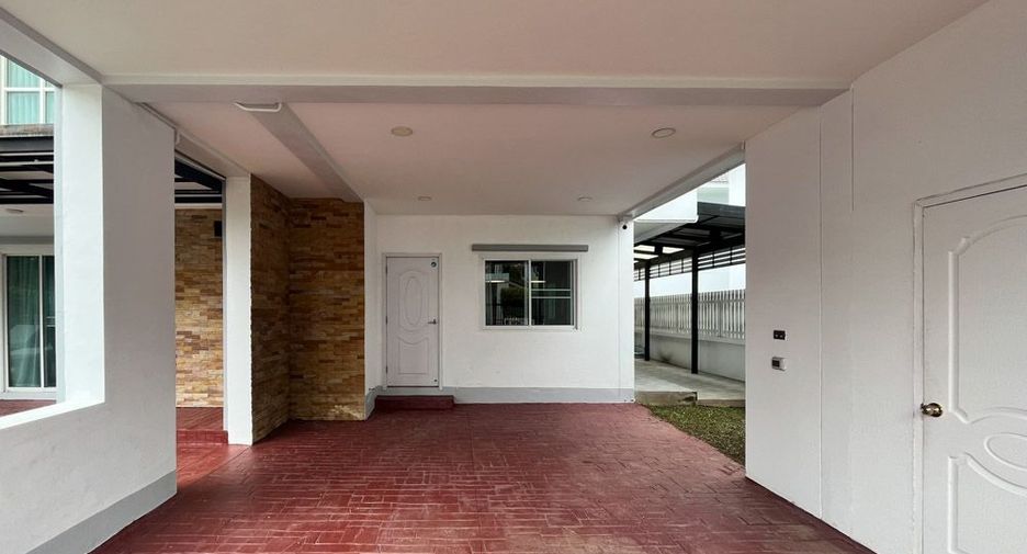 For rent 3 bedrooms villa in Hang Dong, Chiang Mai