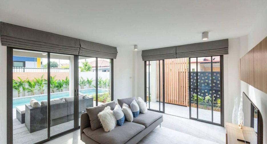 For sale 4 ベッドルーム villa in Hang Dong, Chiang Mai