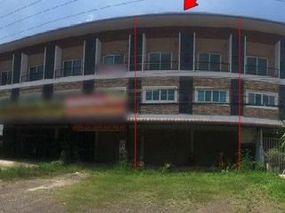 For sale 6 Beds retail Space in Chok Chai, Nakhon Ratchasima